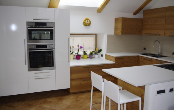 Cucina rustica e moderna